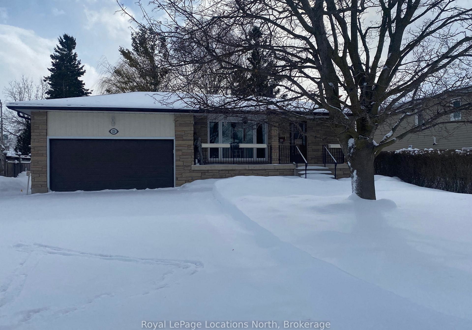 221-john-street-clearview-ontario-s12656324