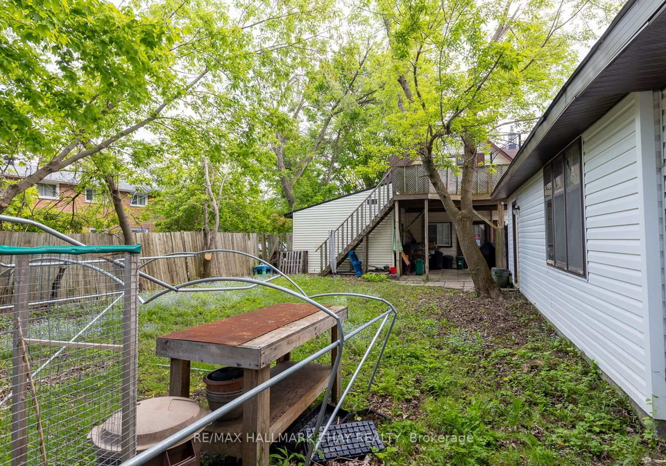 4-east-street-barrie-ontario-s12657488