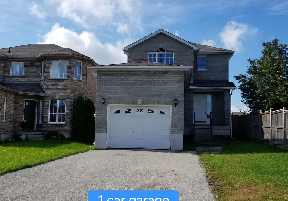 38-lang-drive-barrie-ontario-s12658224