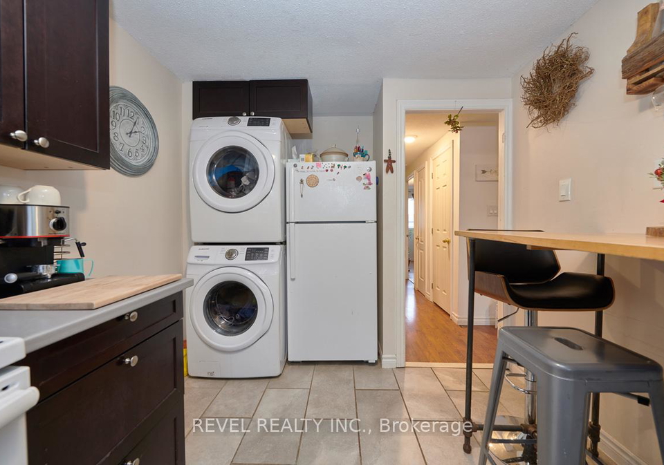 88-fox-run-barrie-ontario-s12660450