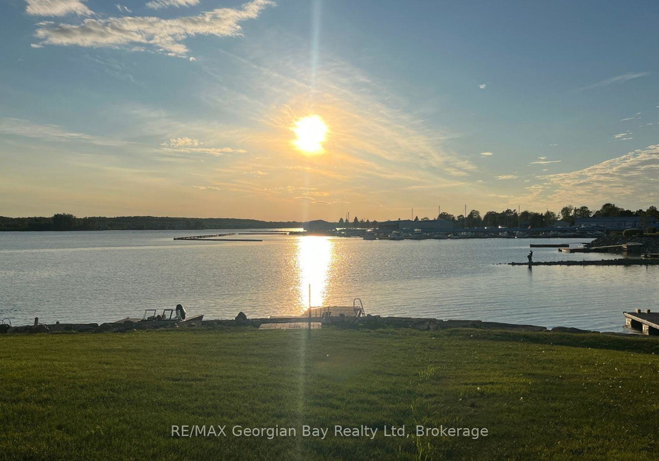 210-wyecliffe-cove-tay-ontario-s12660812