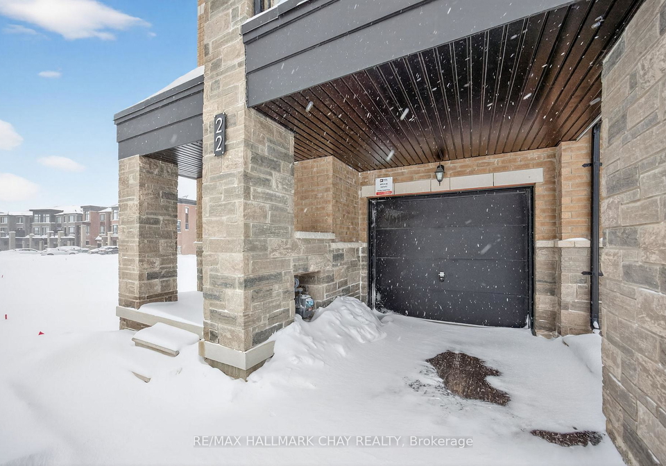22-blue-forest-crescent-barrie-ontario-s12660970