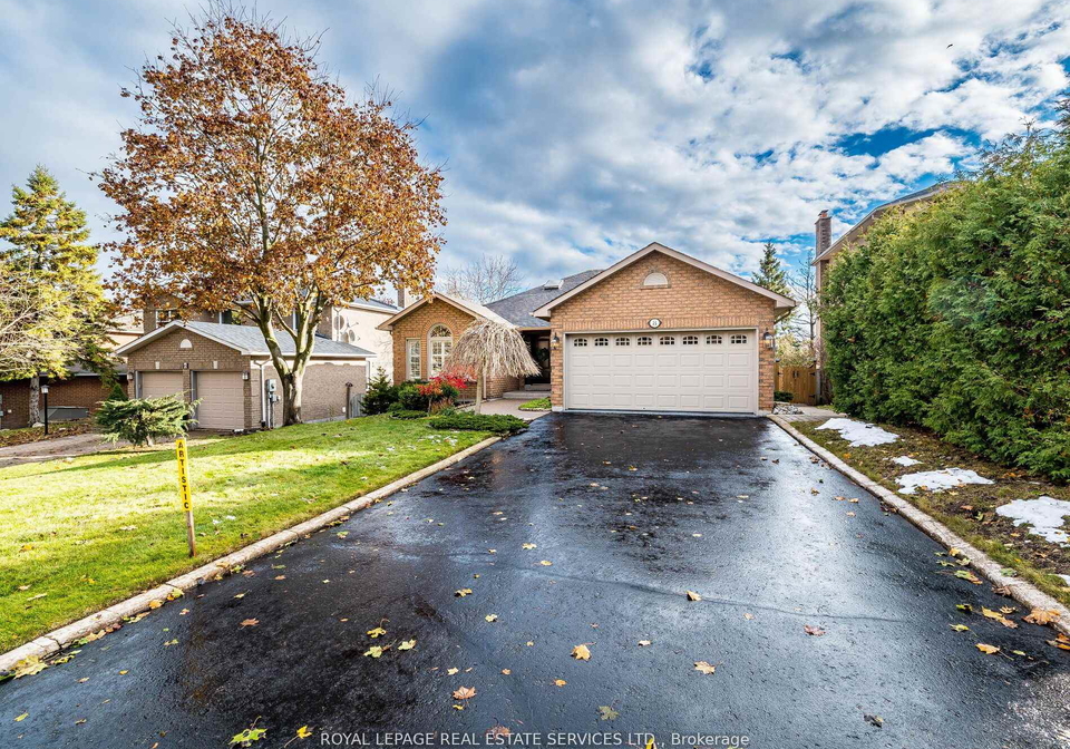8-macallister-court-barrie-ontario-s12661086