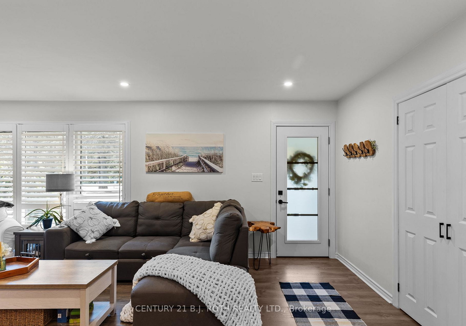 1551-gill-road-springwater-ontario-s12662692