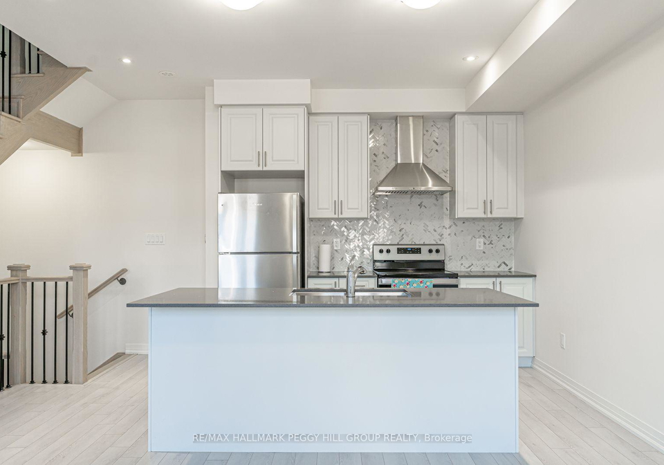 31-bluebird-lane-barrie-ontario-s12663048