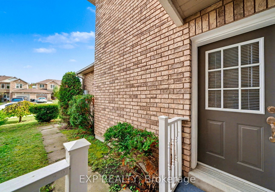 56-hawthorne-crescent-barrie-ontario-s12663302