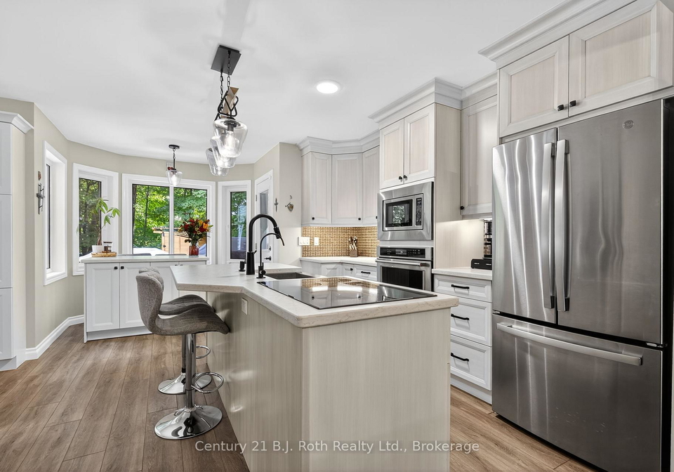 83-wozniak-road-penetanguishene-ontario-s12665460
