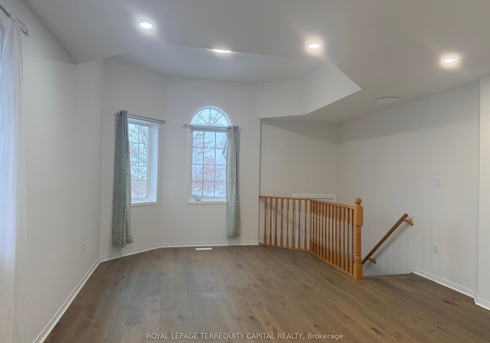 31-seline-crescent-barrie-ontario-s12669576