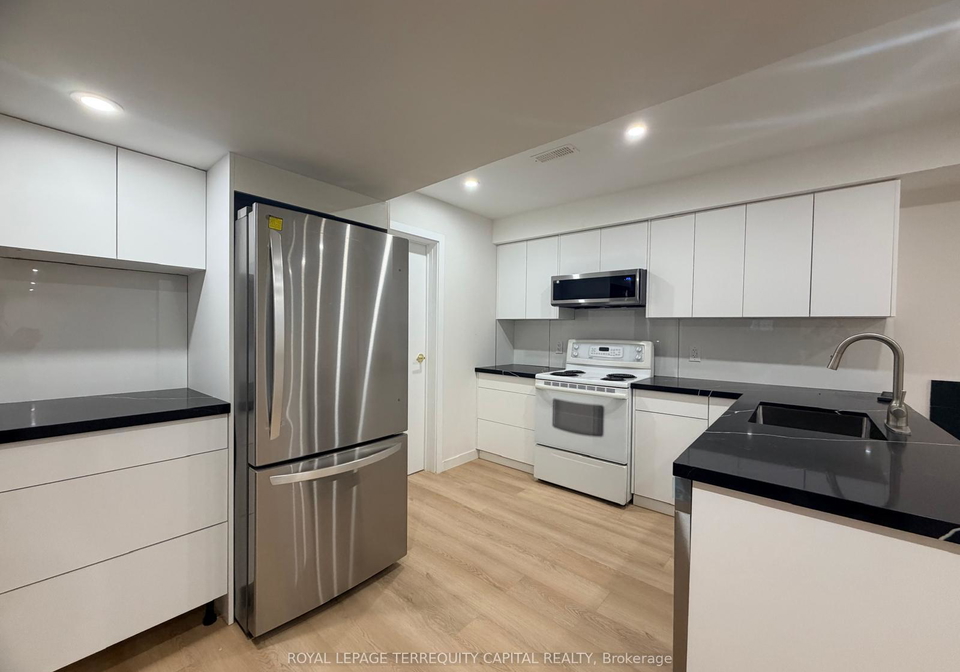31-seline-crescent-barrie-ontario-s12669618