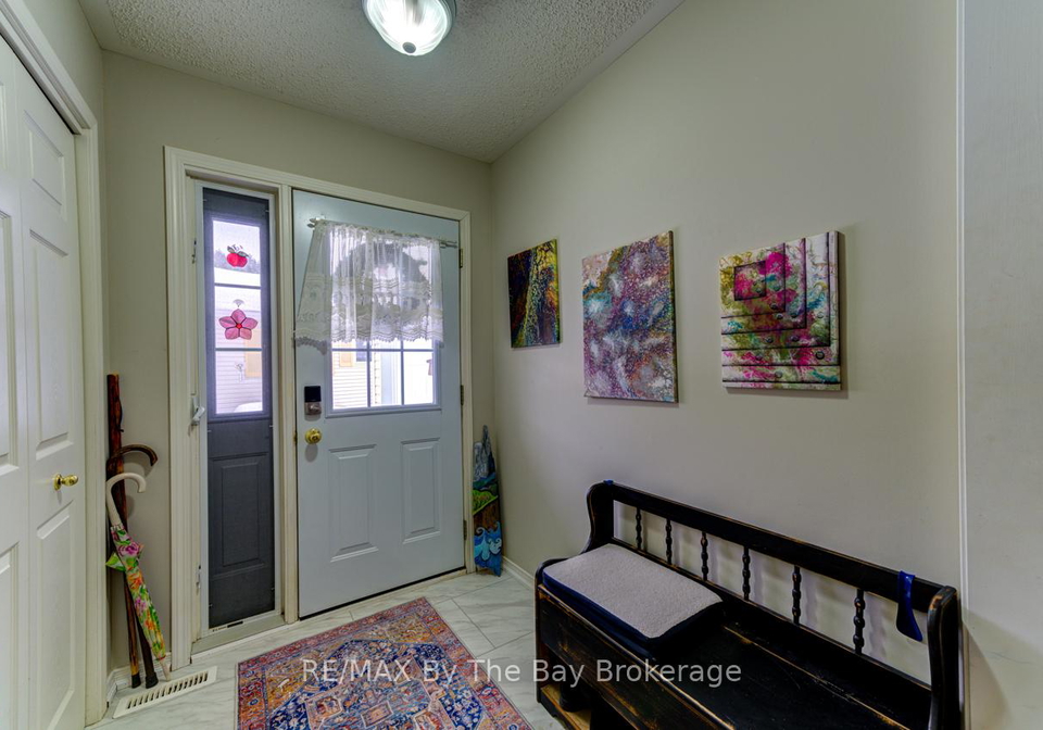 27-pennsylvania-avenue-e-wasaga-beach-ontario-s12670458