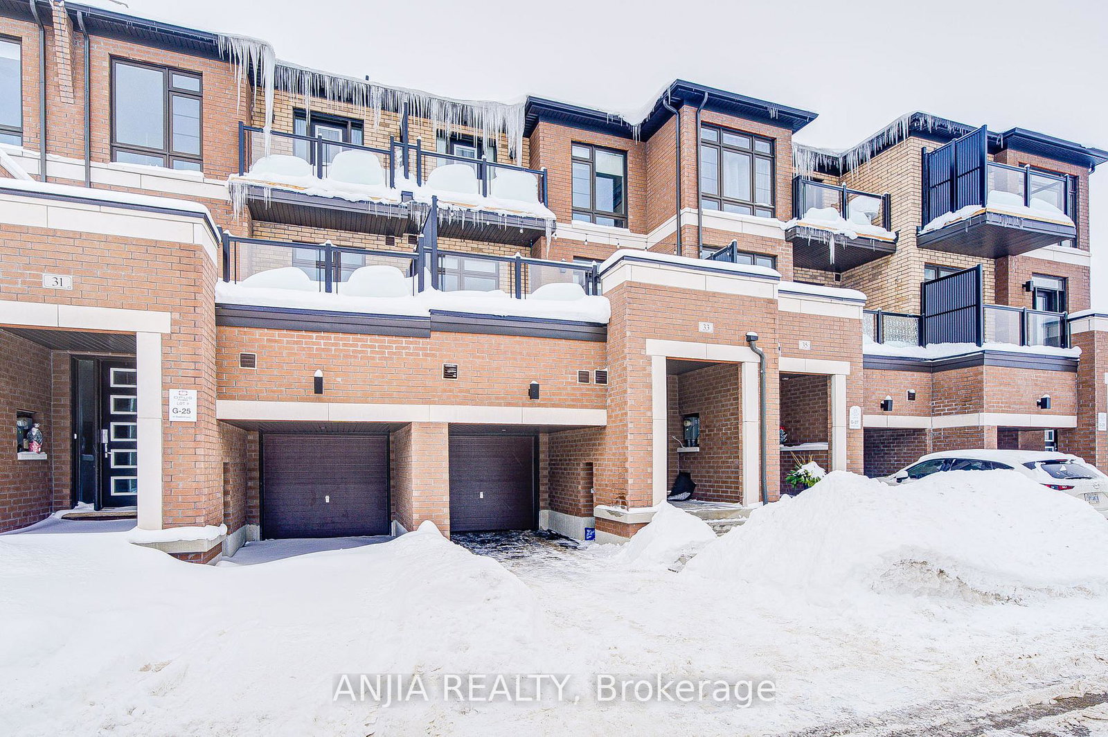 33-bluebird-lane-barrie-ontario-s12671940