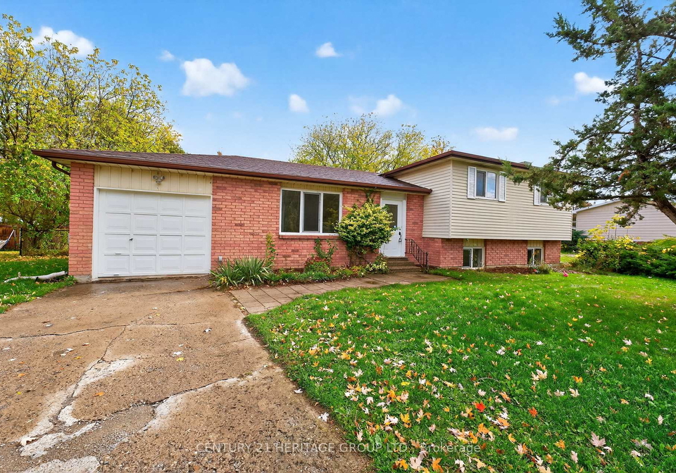 1087-county-road-42-clearview-ontario-s12671990