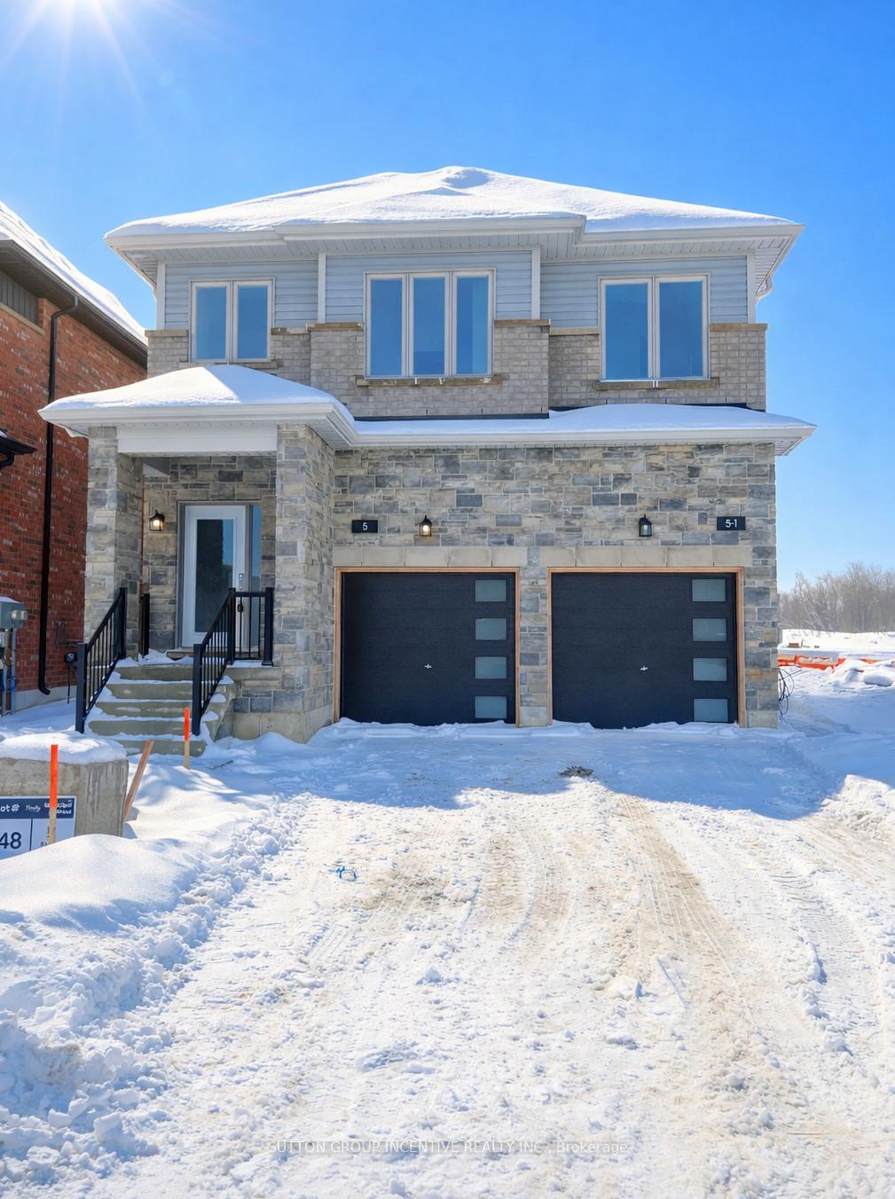 5-ranch-terrace-barrie-ontario-s12673800