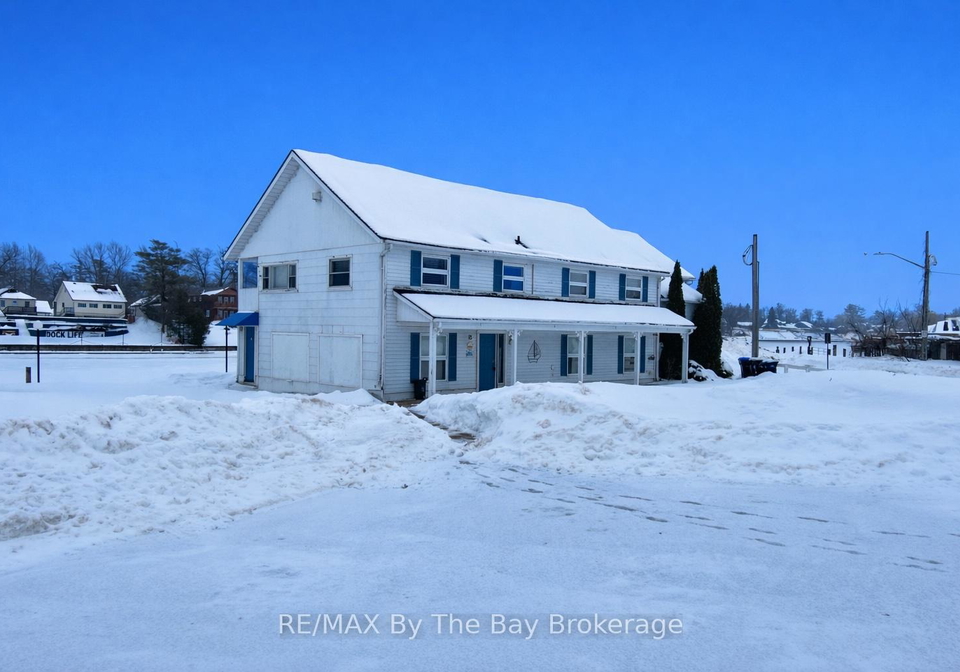 15-willow-street-wasaga-beach-ontario-s12674162