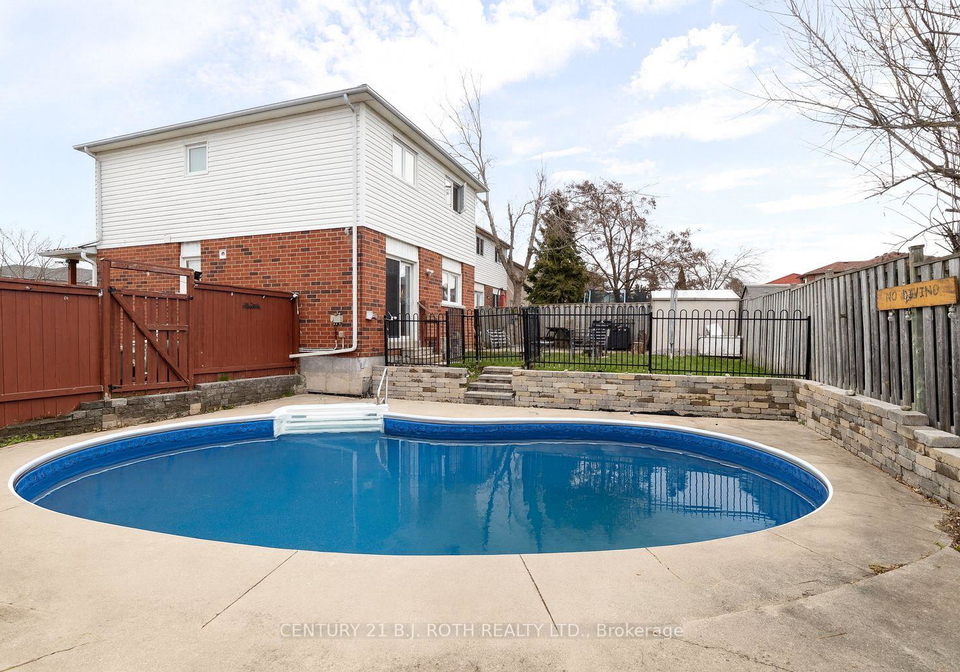 27-golds-crescent-barrie-ontario-s12677160