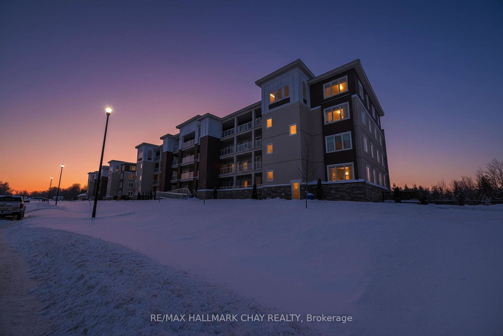 5-spooner-crescent-collingwood-ontario-s12679354