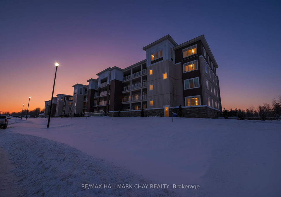 5-spooner-crescent-collingwood-ontario-s12679354