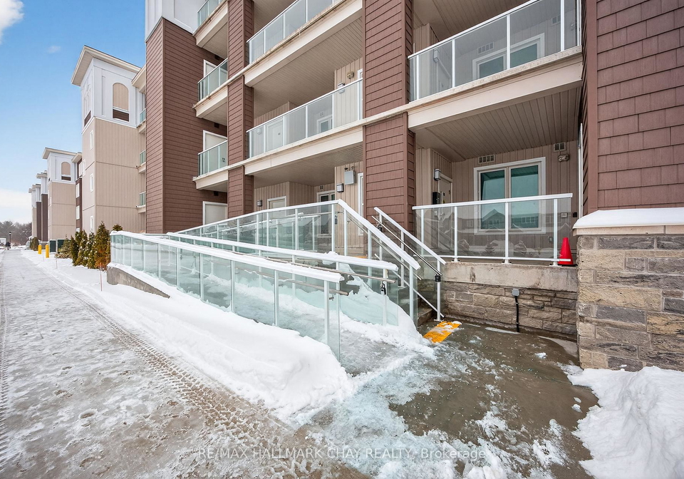 5-spooner-crescent-collingwood-ontario-s12679354