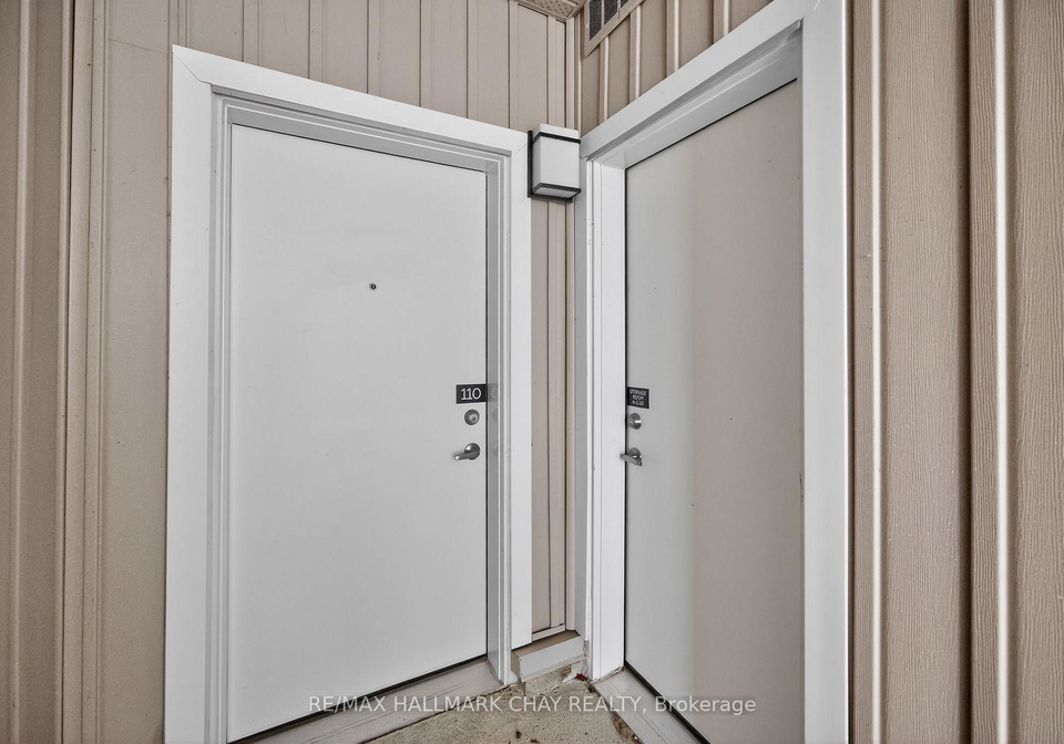 5-spooner-crescent-collingwood-ontario-s12679354