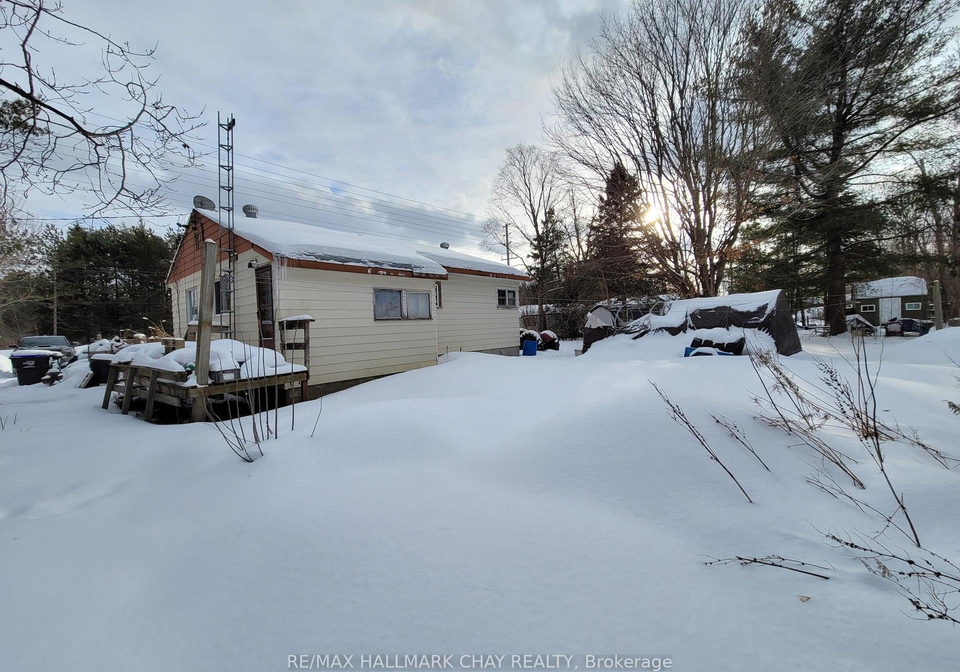 14189-12-highway-tay-ontario-s12683098