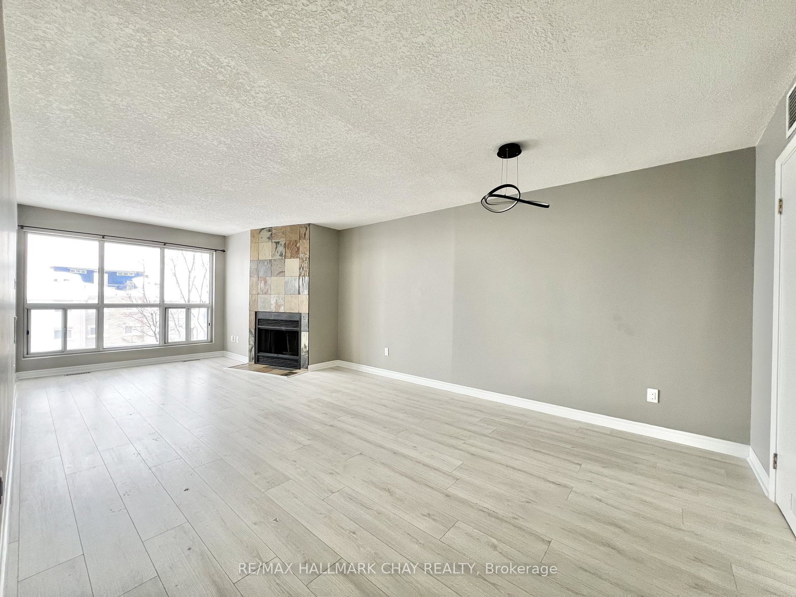126-bell-farm-road-barrie-ontario-s12684296