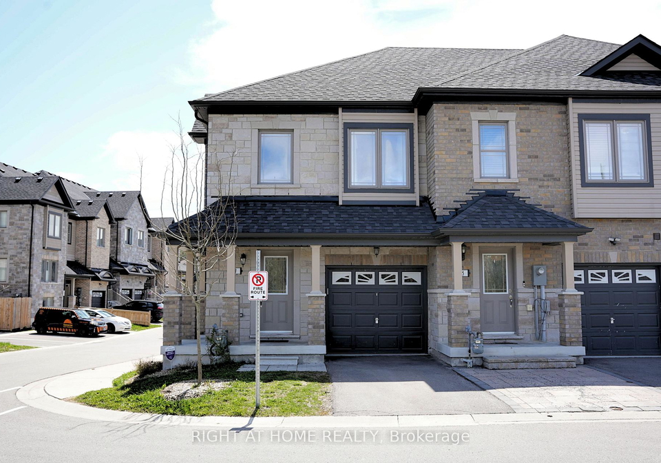 37-cygnus-crescent-barrie-ontario-s12685782