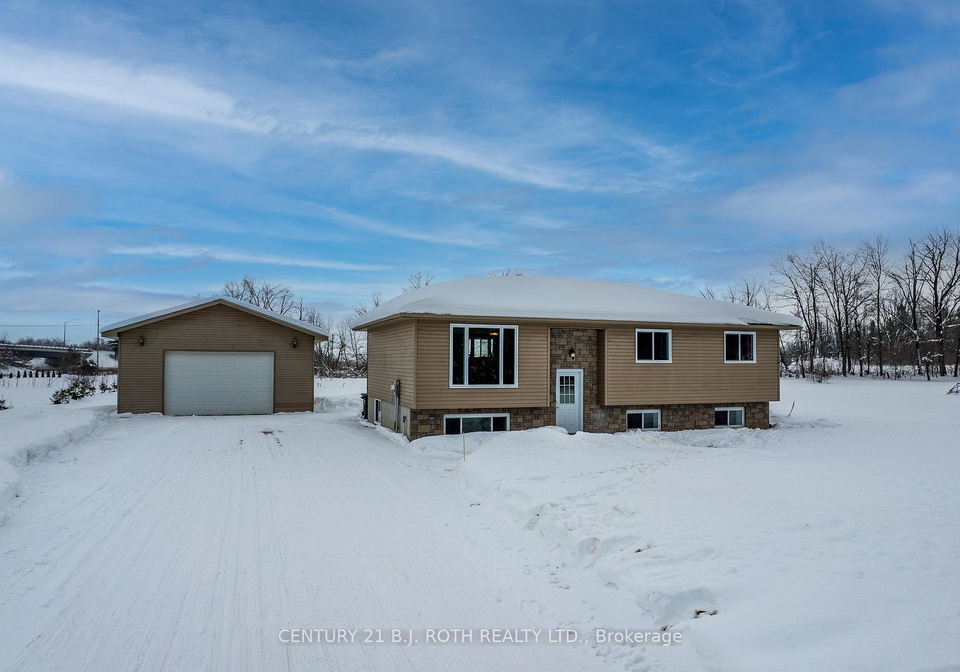 1829-division-road-e-severn-ontario-s12686494