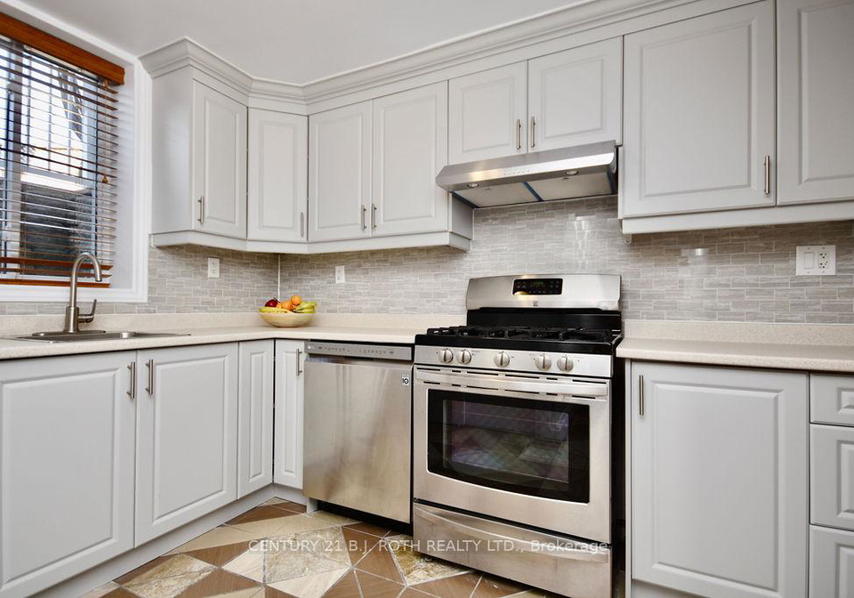 42-mcveigh-drive-barrie-ontario-s12689608