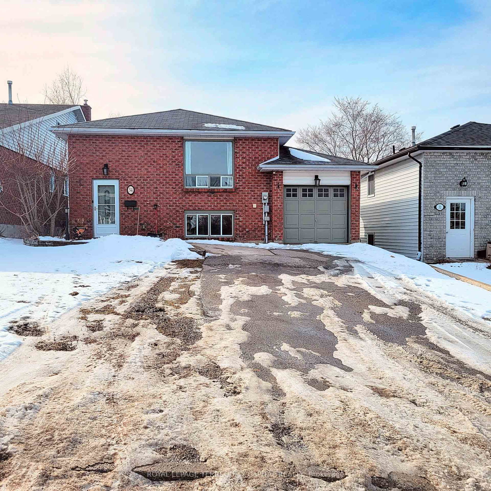 34-mcconkey-place-barrie-ontario-s12689632
