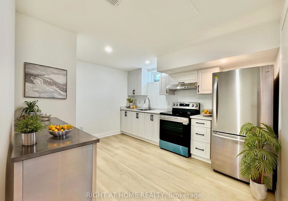 12-unicorn-lane-barrie-ontario-s12690648