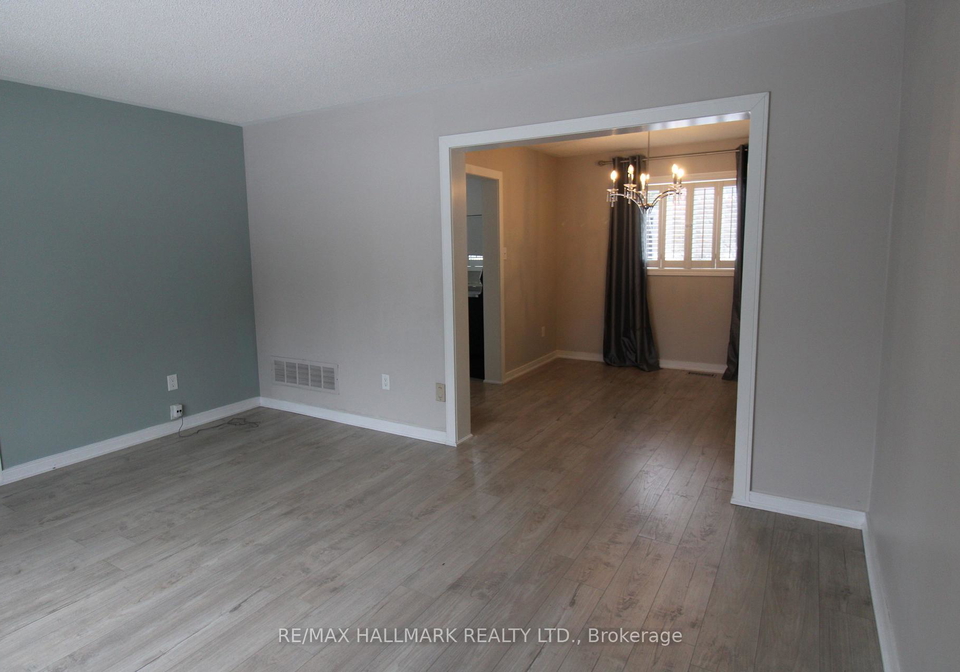 20-brown-street-barrie-ontario-s12692262