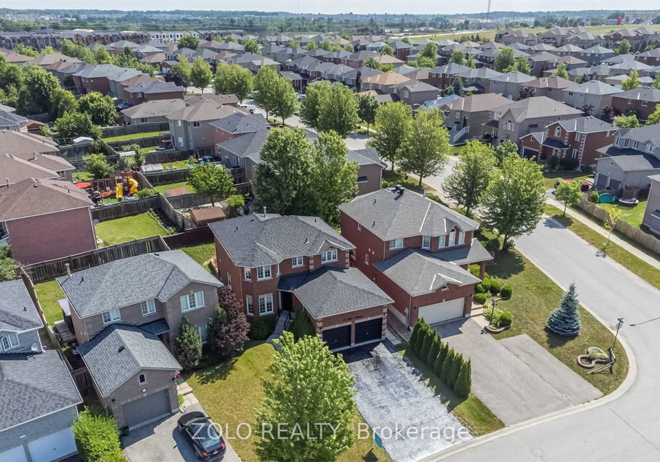6-max-avenue-barrie-ontario-s12692806