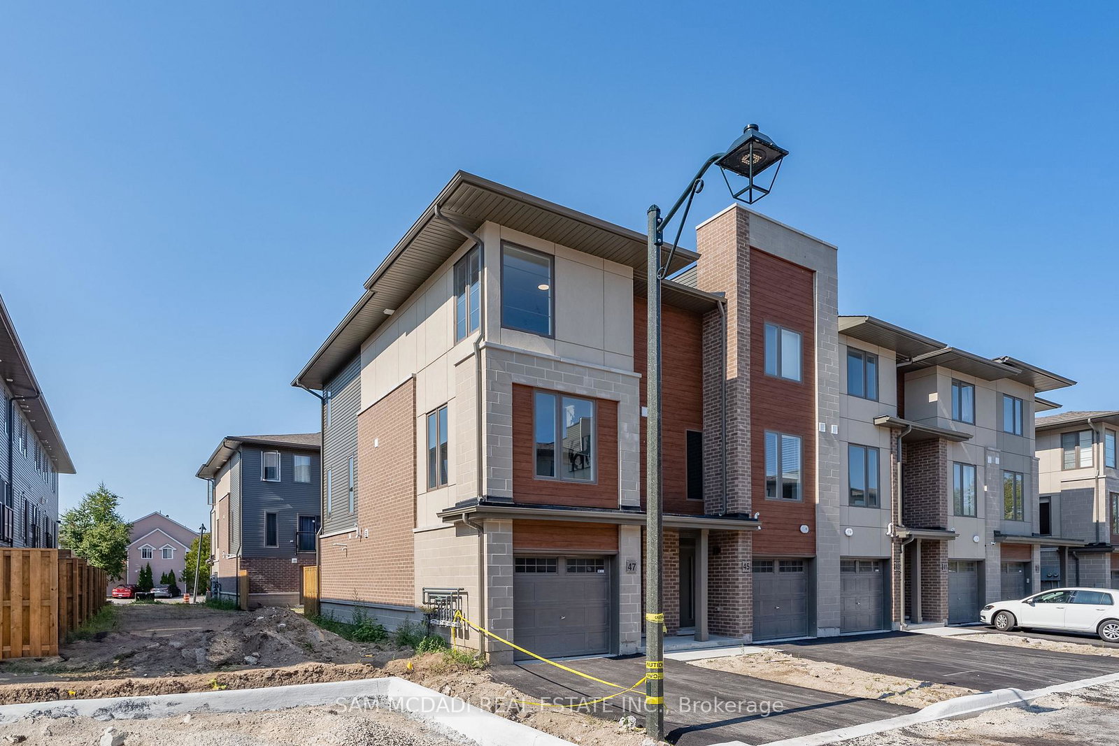 47-winters-crescent-collingwood-ontario-s12693780