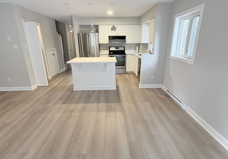 22-ramblings-way-e-collingwood-ontario-s12694966