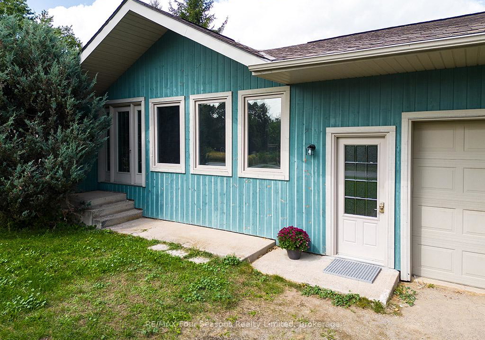 98-george-street-clearview-ontario-s12697548