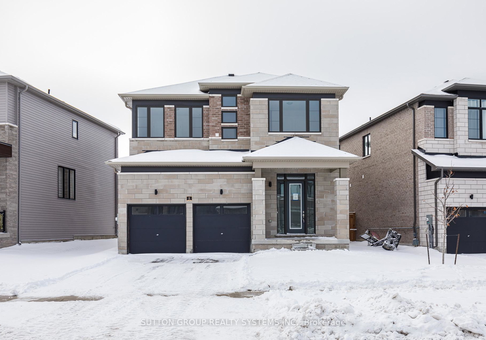 6-tran-road-wasaga-beach-ontario-s12697594