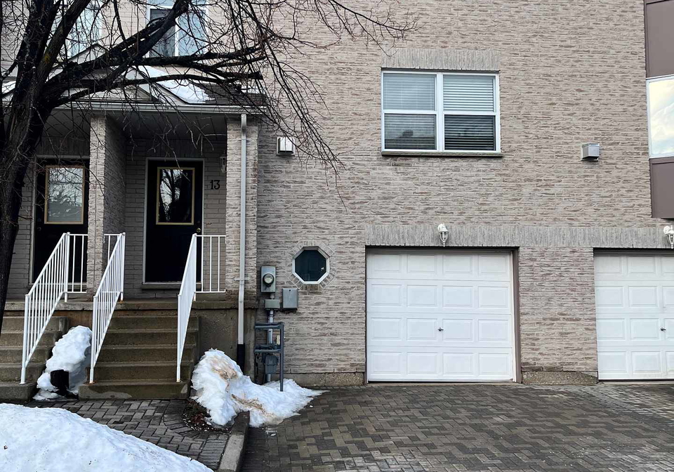 490-veterans-drive-barrie-ontario-s12698122