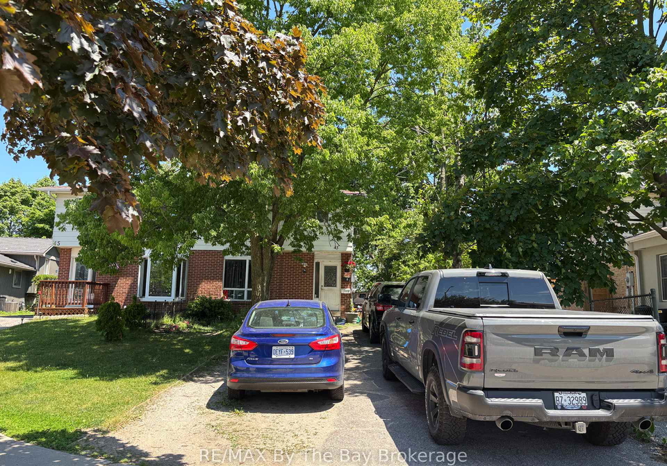 43-christie-crescent-barrie-ontario-s12699046