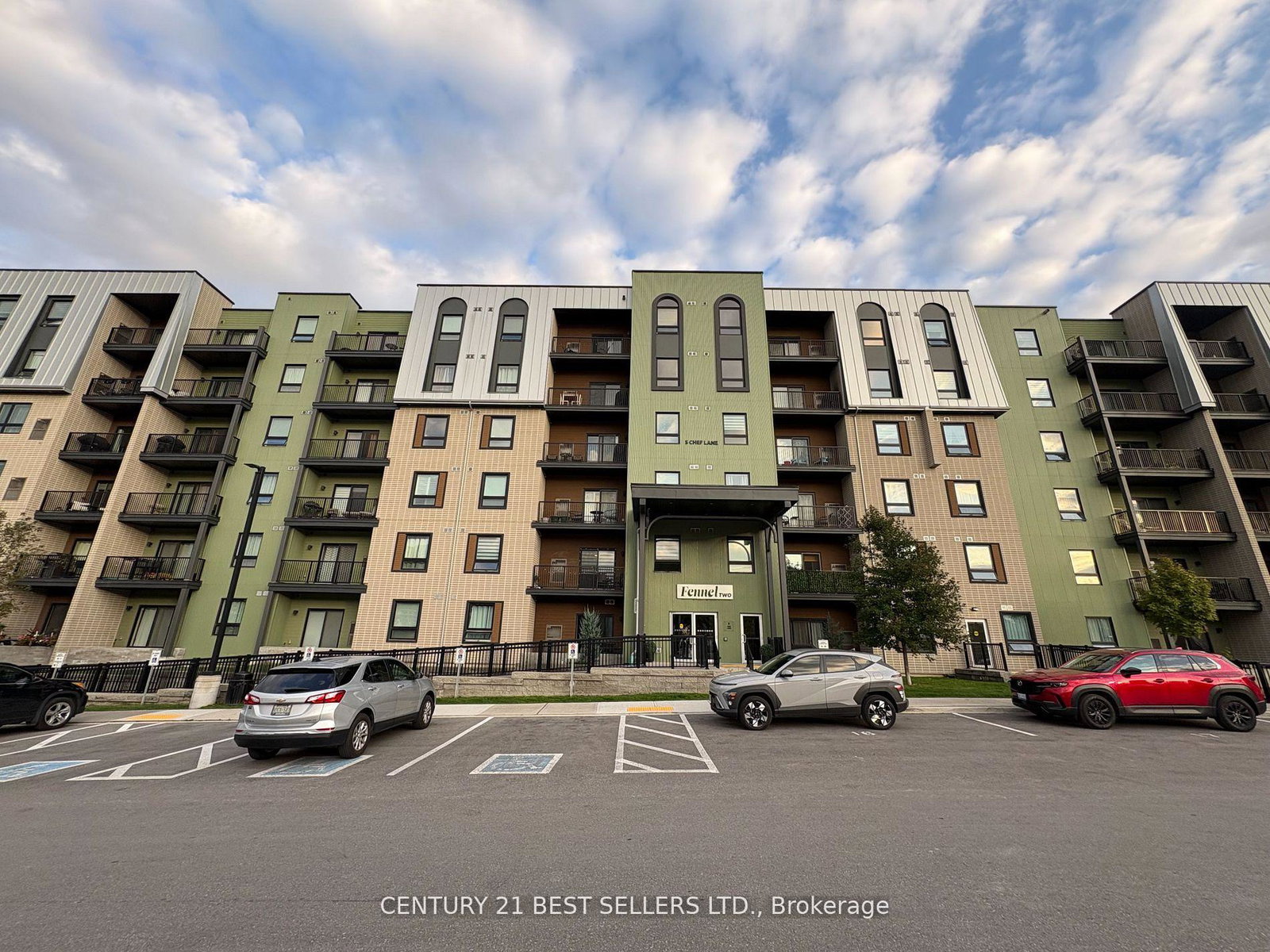 5-chef-lane-barrie-ontario-s12701336