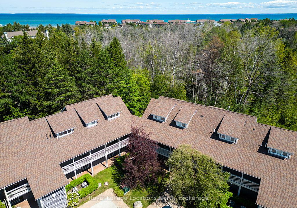 918-cedar-pointe-court-collingwood-ontario-s12701656