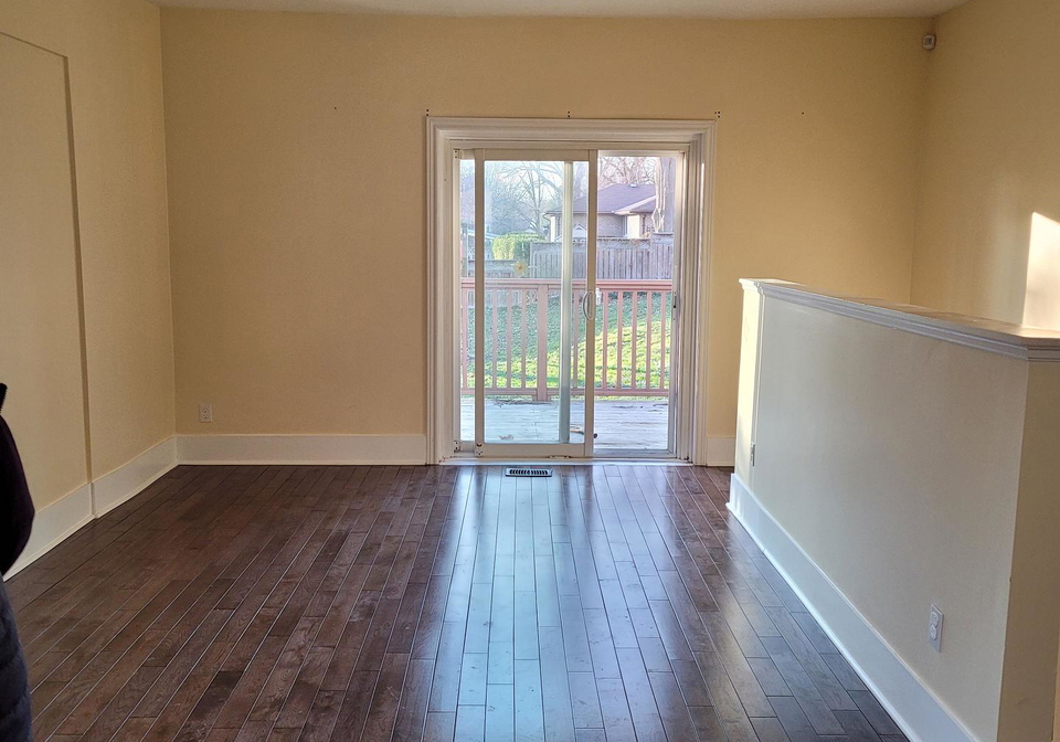76-penatang-street-barrie-ontario-s12702220