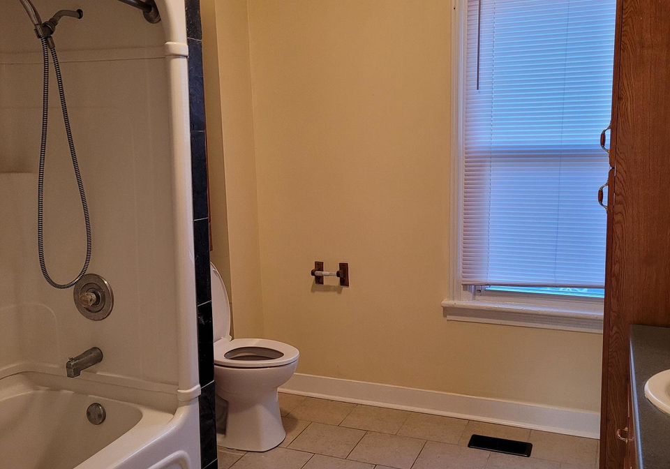 76-penatang-street-barrie-ontario-s12702220