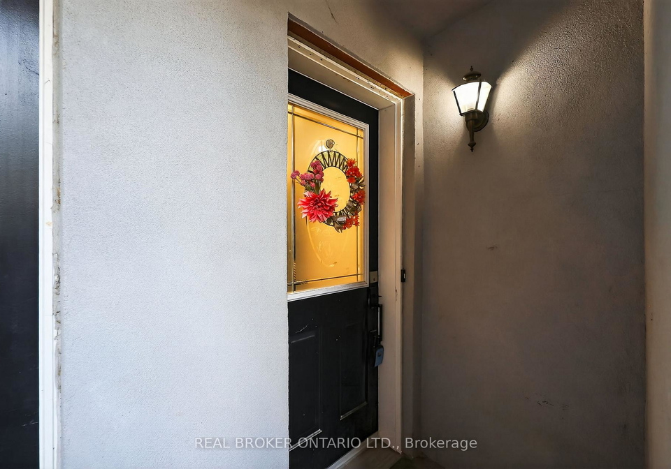 237-ferndale-drive-s-barrie-ontario-s12702252