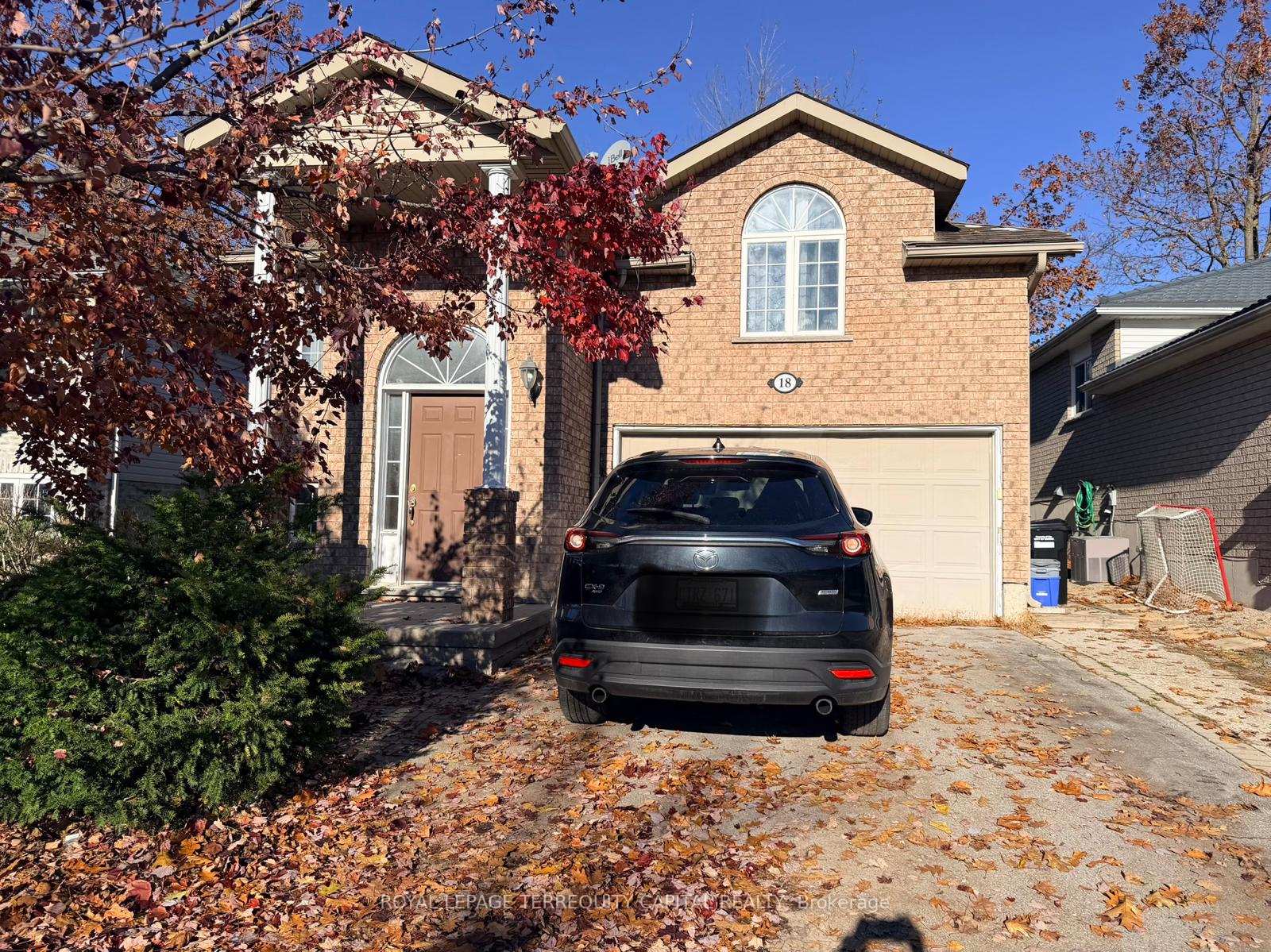 18-monique-crescent-barrie-ontario-s12702878