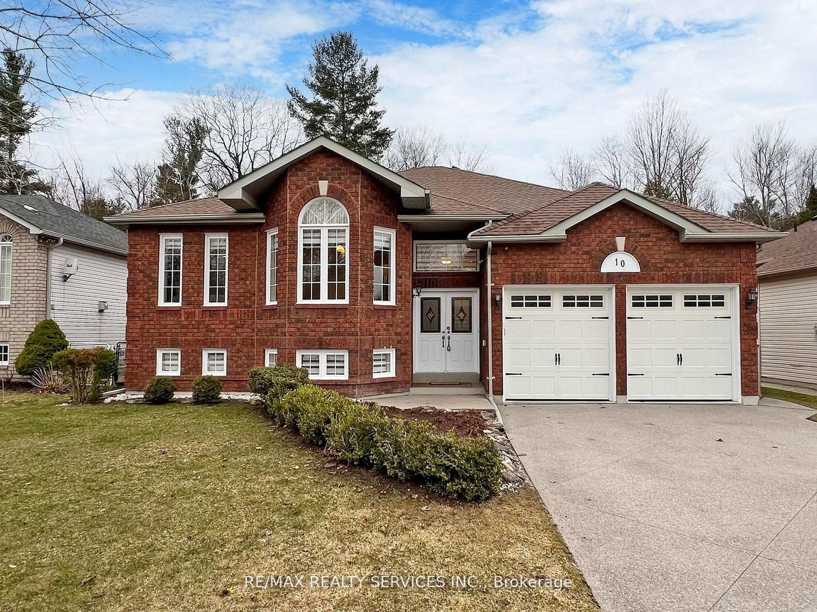 10-bush-crescent-wasaga-beach-ontario-s12703884