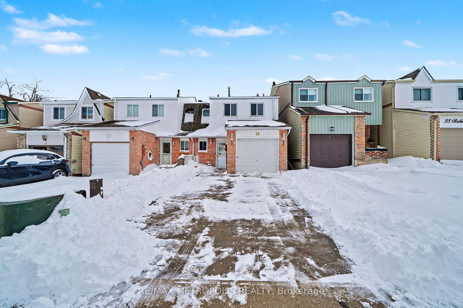 19-robin-court-barrie-ontario-s12704034