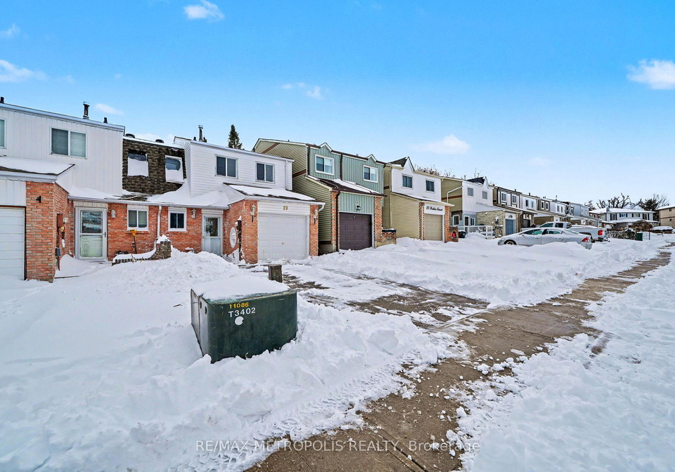 19-robin-court-barrie-ontario-s12704034