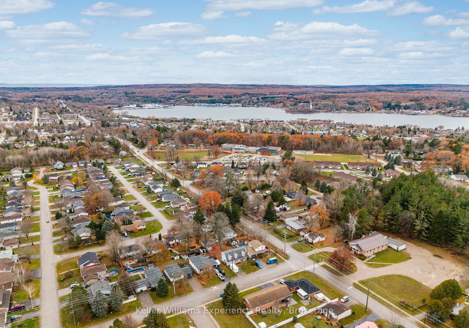 4-dunlop-street-penetanguishene-ontario-s12704956