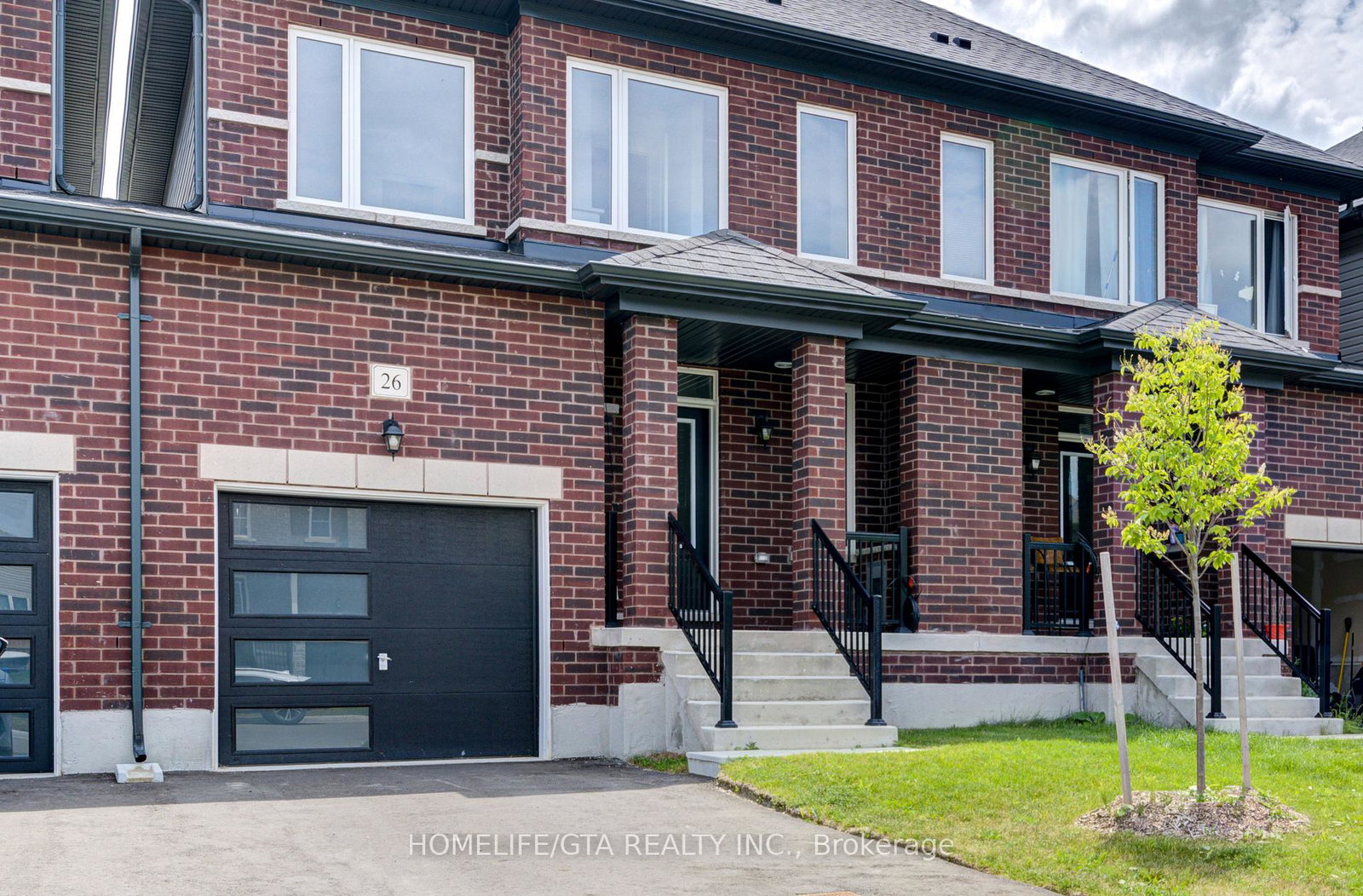 26-autumn-drive-wasaga-beach-ontario-s12708374