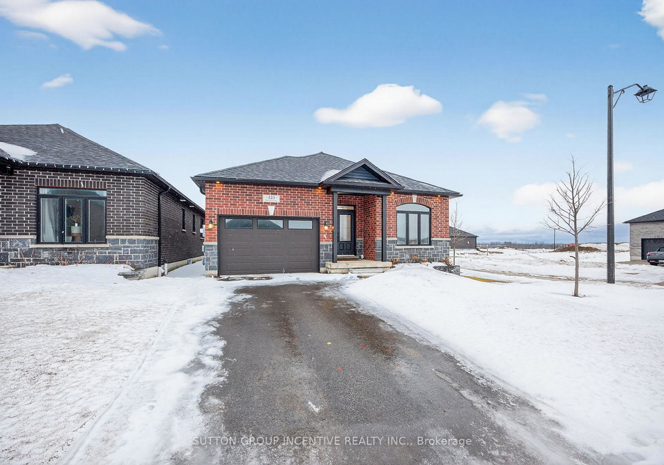 123-ritchie-crescent-springwater-ontario-s12711776